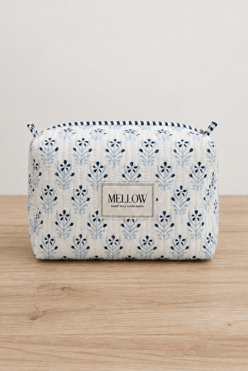 Pouch in Bluebell Mellow Shop