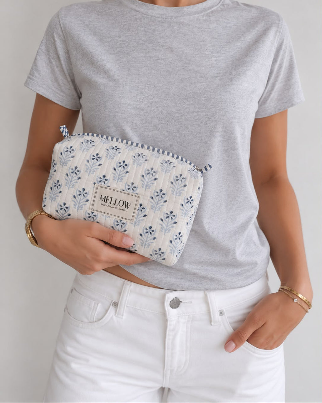 Pouch in Bluebell Mellow Shop